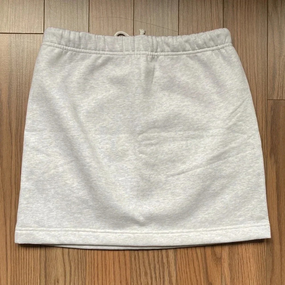 Wilfred Free FREE FLEECE SKIRT size small - Picture 10 of 12